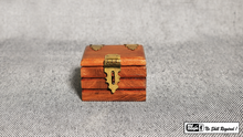 Load image into Gallery viewer, Quarter Go Box (Teak) by Mr. Magic - Trick